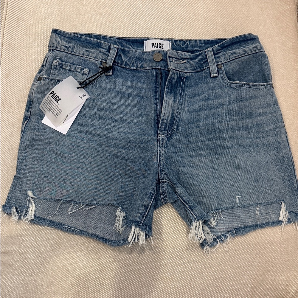 NWT PAIGE Women’s Jean Distressed Shorts-Size 28